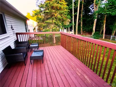 347 Parma View Dr, Parma, NY 14468 photo 13