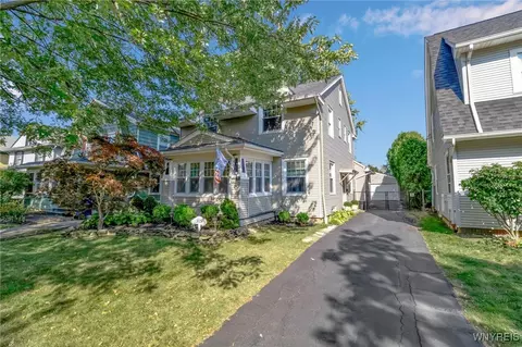 305 Voorhees, Buffalo, NY 14216