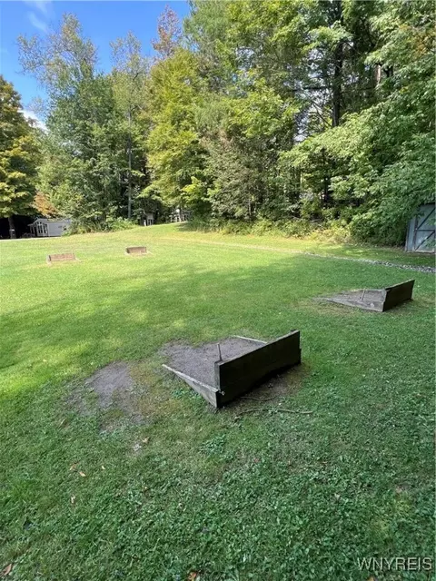 112 Wolf Pass, Wethersfield, NY 14024 photo 38