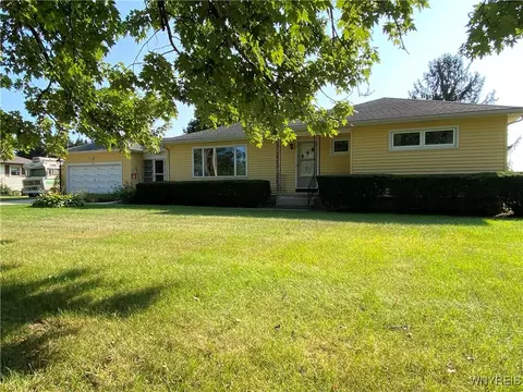 5136 Ellicott Street Rd, Batavia, NY 14020