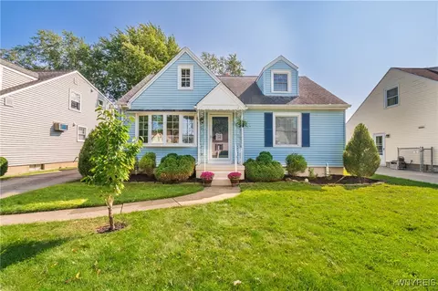 120 Calvin Ct N, Tonawanda, NY 14150