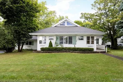 50 School St, Amherst, NY 14221