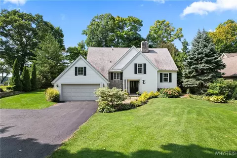925 River Rd, Porter, NY 14174