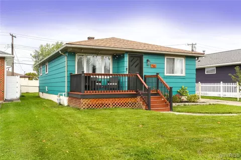 56 Biscayne Dr, Cheektowaga, NY 14225