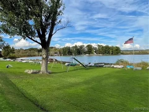 41 Morningside Dr, Java, NY 14009 photo 4