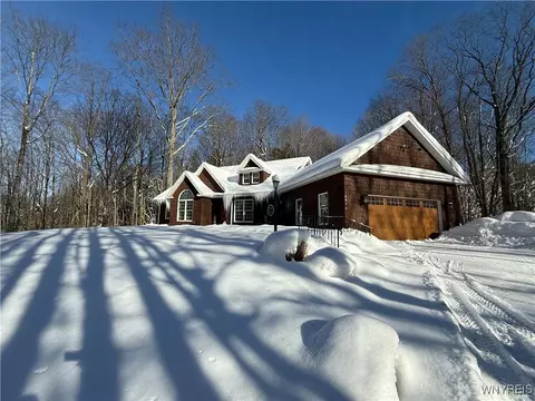 6692 Hencoop Hollow Rd, Mansfield, NY 14731