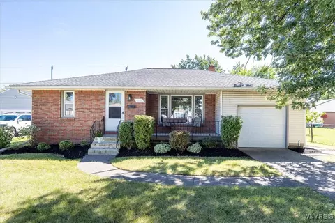 248 Treadwell Rd, Tonawanda, NY 14150