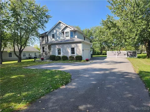 546 Losson Rd, Cheektowaga, NY 14227