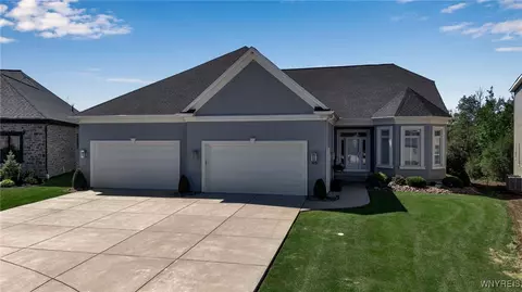5472 Firefly Ct, Clarence, NY 14031