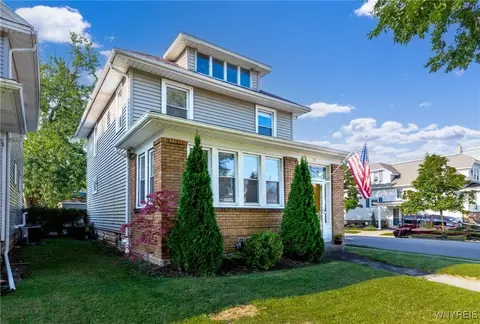 92 Lincoln Blvd, Buffalo, NY 14217