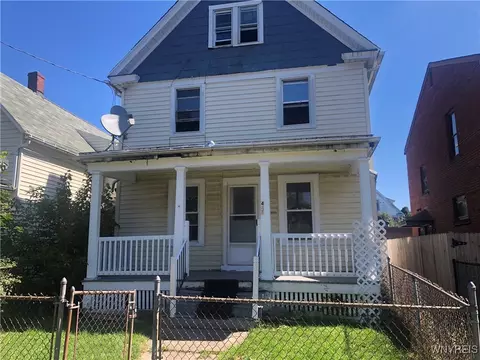 445 18th St, Niagara Falls, NY 14303