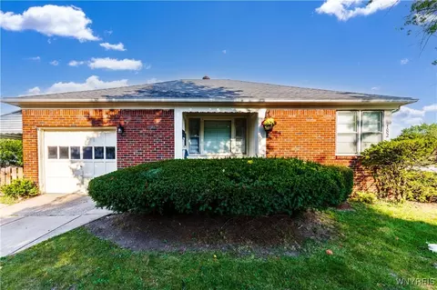 182 Rosedale Blvd, Amherst, NY 14226