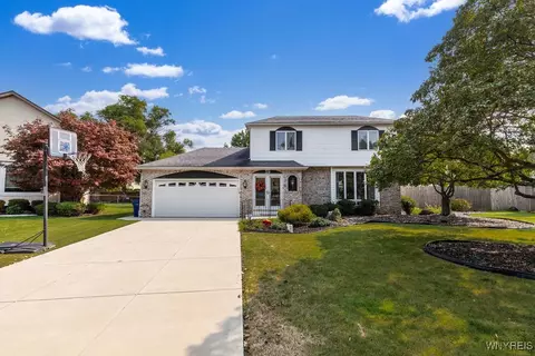 59 Westcliffe Dr, Amherst, NY 14228
