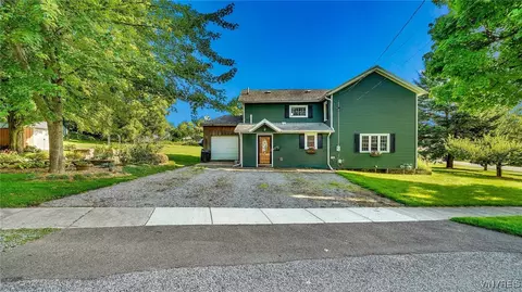 40 Federal St S, Perry, NY 14530