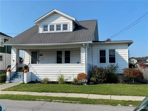 23 Freeman Ave, Royalton, NY 14105