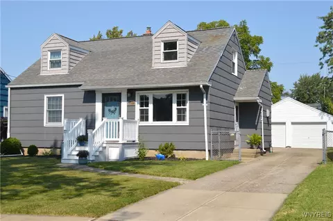 183 Treadwell Rd, Tonawanda, NY 14150