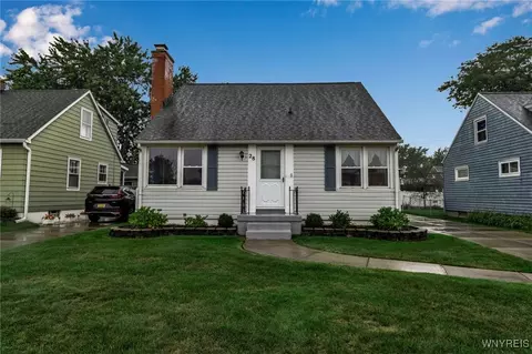 28 Cresthill Ave, Tonawanda, NY 14150