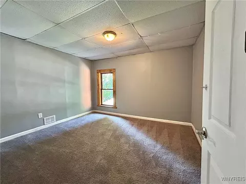 11270 Weaver Rd, Delevan, NY 14042 photo 6