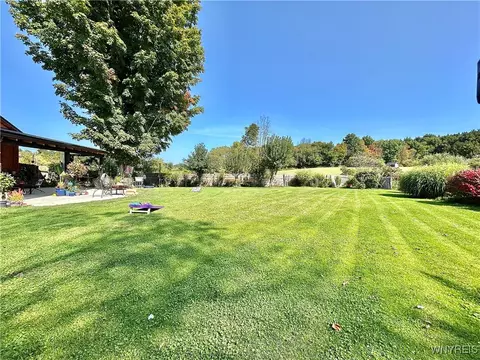 11270 Weaver Rd, Delevan, NY 14042 photo 3