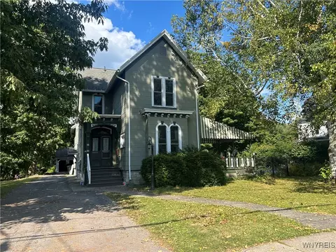 11 East Ave, Attica, NY 14011
