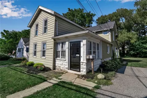 31 Orchard Ave, Blasdell, NY 14219