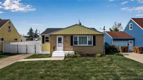 26 Lemoine Ave, Cheektowaga, NY 14227