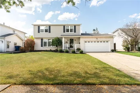 222 Teakwood Ter, Amherst, NY 14221