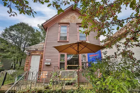 28 19th St, Buffalo, NY 14213