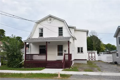 3 Leonard St, North Dansville, NY 14437