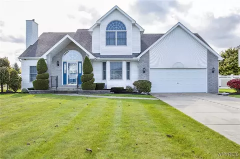 3766 Sage Ct, Wheatfield, NY 14120