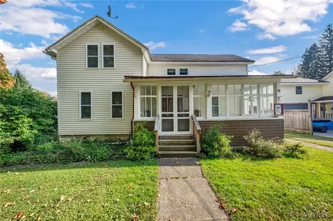 10 Rockwell Ave, Ellicottville, NY 14731