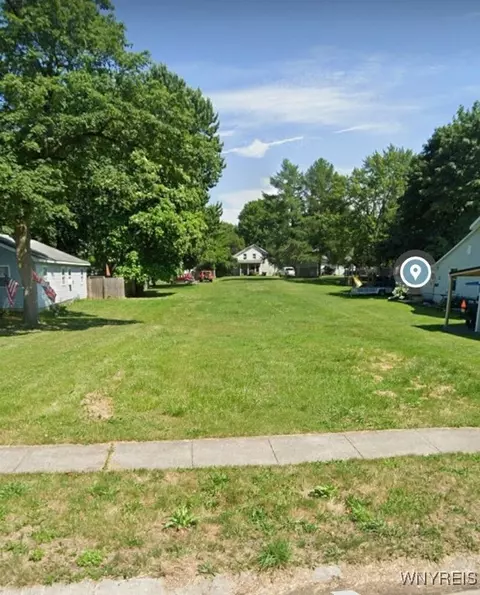 143 Sodus St, Galen, NY 14433