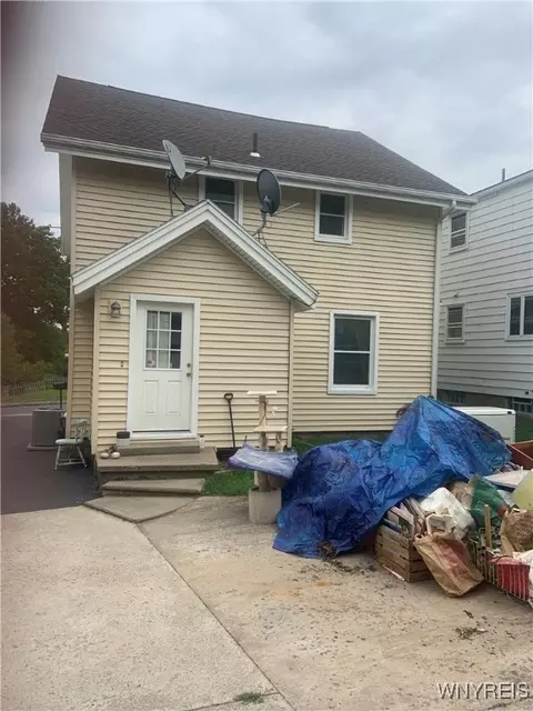 403 N Highland Ave, East Syracuse, NY 13057