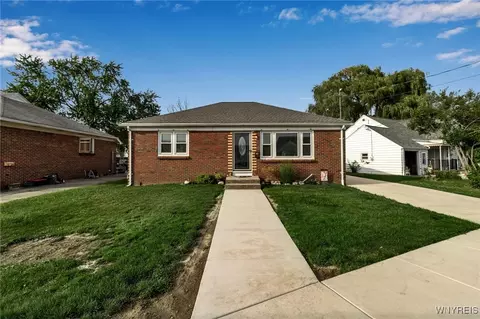 240 Northcrest Ave, Cheektowaga, NY 14225