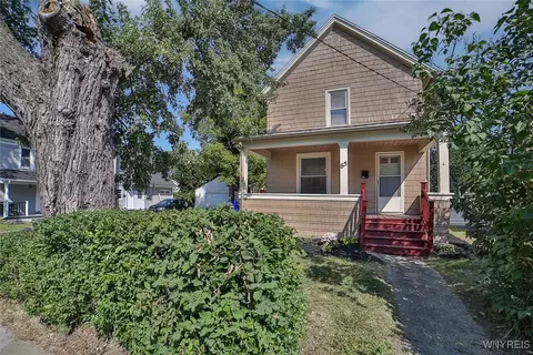 65 Lake Ave, Blasdell, NY 14219