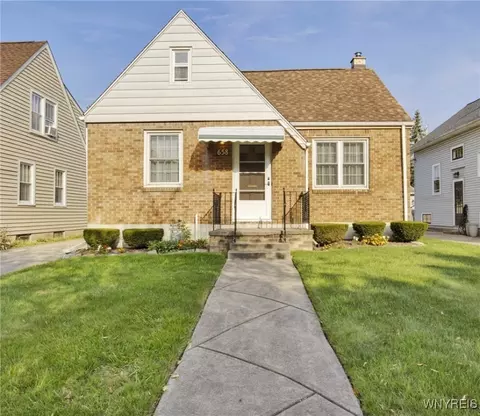 658 Mount Vernon Rd, Cheektowaga, NY 14215