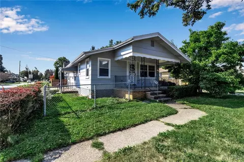 2569 William St, Cheektowaga, NY 14206