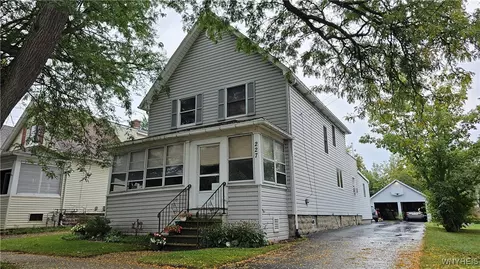 227 Robinson St, North Tonawanda, NY 14120