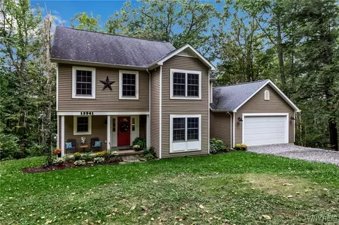 13541 Strykersville Rd, Wales, NY 14139
