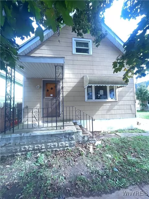 133 Weimar St, Buffalo, NY 14206
