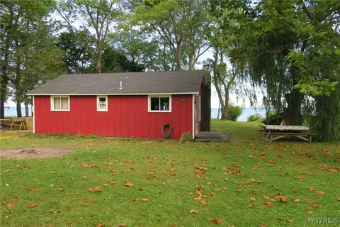 12331 Lake Forest Ln #42, Yates, NY 14098