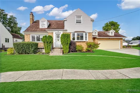 16 Boynton Ave, West Seneca, NY 14206