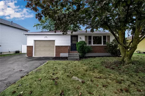 1423 99th St, Niagara Falls, NY 14304