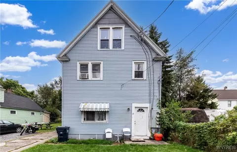 13 Rich Pl, Lackawanna, NY 14218