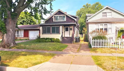 183 W Girard Blvd, Buffalo, NY 14217