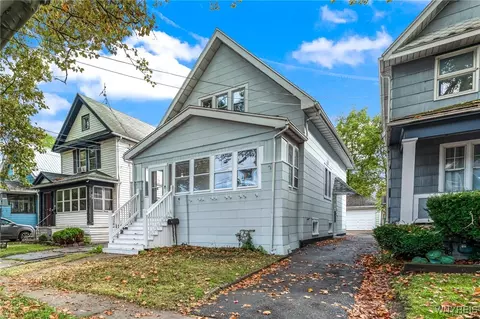 55 Erb St, Buffalo, NY 14215