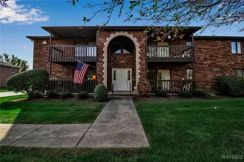1189 Indian Church Rd #5F, West Seneca, NY 14224