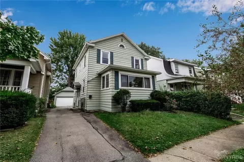 31 Nicholson St, Buffalo, NY 14214