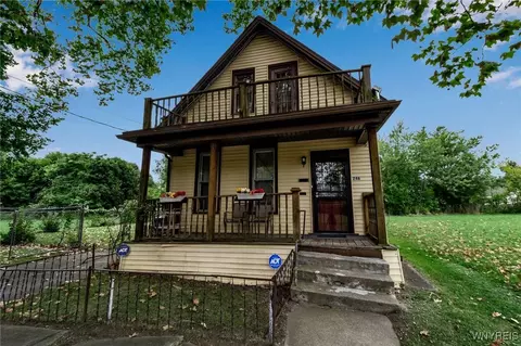 246 Strauss St, Buffalo, NY 14211