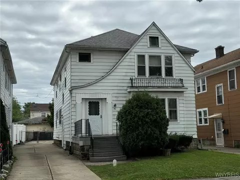 30 Pullman Ave, Tonawanda, NY 14217